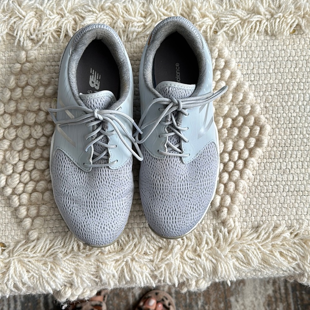Ladies golf shoes lightly used